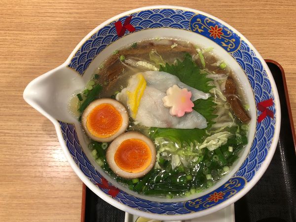 「ふぐだし潮らーめん美味玉付き」@ふぐだし潮 八代目けいすけ 東急プラザ銀座店の写真