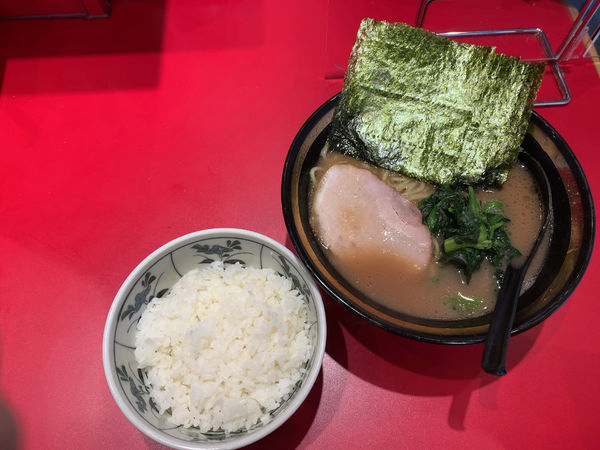「ラーメン＋のり＋ライス」@ラーメン 菊池家の写真