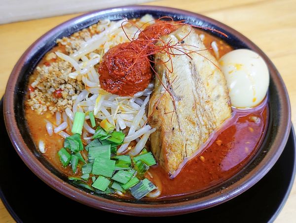 「しびれベトコン誤爆」@ラーメン・つけ麺 爆王の写真