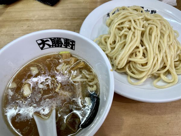 「アサヒスーパードライ 中瓶 ＋ 日本酒 → つけそば」@中野大勝軒の写真