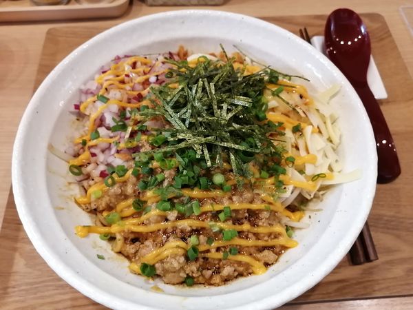 「みそまぜそば　並200グラム900円　ジャンク好き150円」@麺小屋 てちの写真