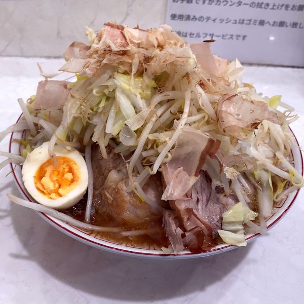「辰醤油らーめん（990円）」@らーめん辰屋の写真