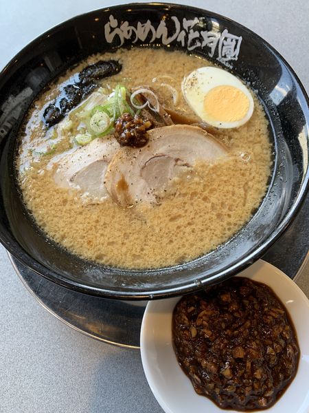 「嵐げんこつらぁめん740円 秘伝の漬け込みダレ」@らあめん花月嵐 戸田美女木店の写真