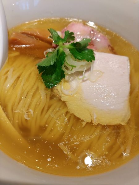 「鶏出汁艶塩」@RAMEN RS 改の写真