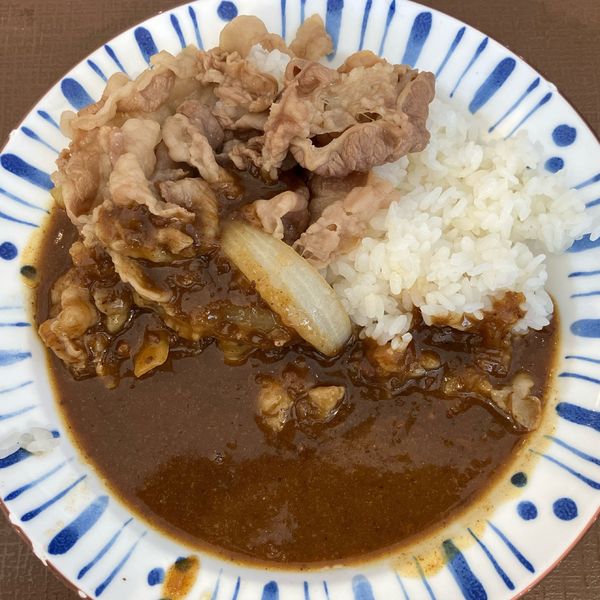 「牛カレーミニ590円」@すき家 船橋南店の写真