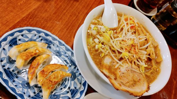 「熟みそうま らーめん・大盛セット・メンマ ￥1,300」@ごとくの写真