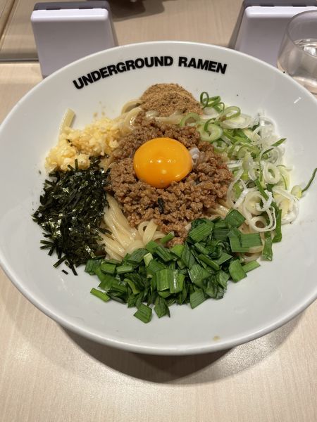 「まぜそば」@UNDERGROUND RAMEN 頑者 コクーンシティさいたま新都心店の写真