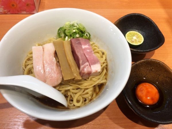 「まぜそば」@らぁ麺 はやし田 池袋店の写真