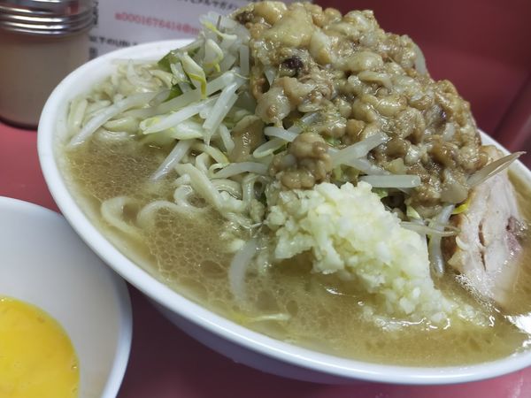 「大・生卵（麺硬め・脂・にんにく）」@ラーメン二郎 桜台駅前店の写真