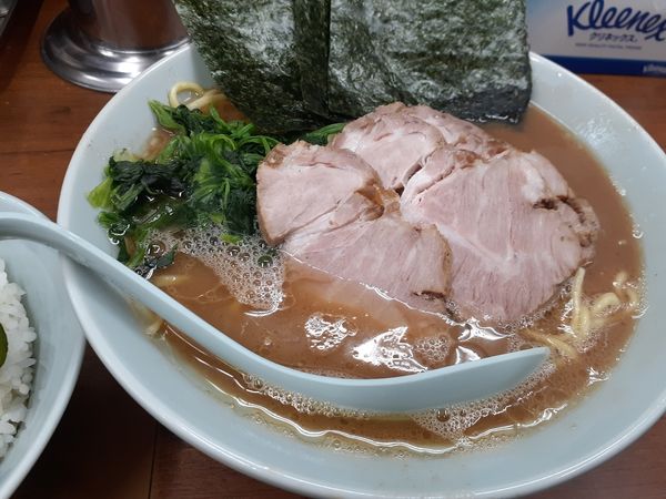 「チャーシューメン（中）」@横浜ラーメン 武蔵家 成増店の写真