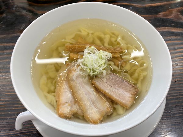 「会津山塩らぁ麺(並) 800円 ※極太ちぢれ麺」@うえんで 山鹿店の写真