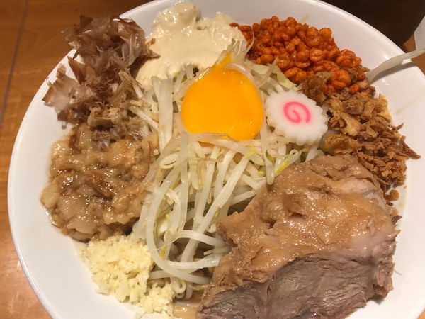 「まぜそば小（豚２枚）」@麺屋 神工の写真