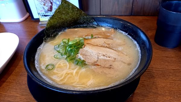 「和風塩ラーメン」@濃厚ラーメン 濃超乱 東出雲店の写真