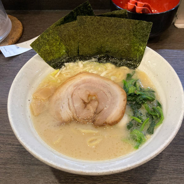 「塩豚骨ラーメン」@松壱家 藤沢南口店の写真