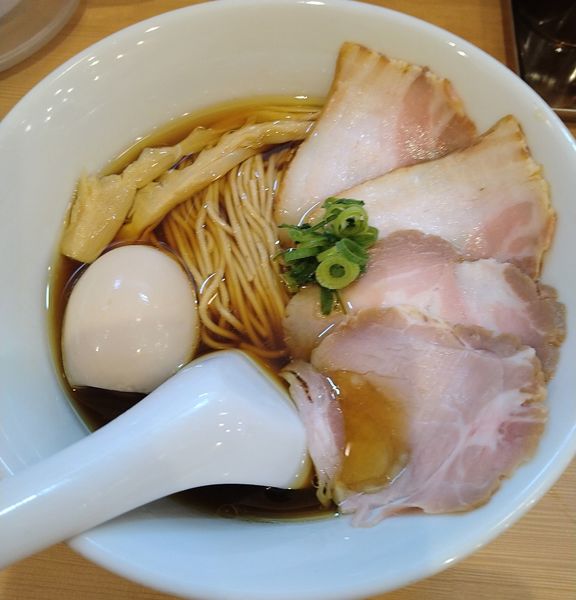 「特製醤油らぁ麺」@麺屋 なおとの写真