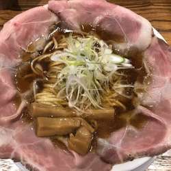 ピストル、チャーシュー5枚