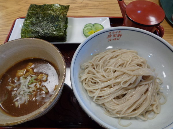 「Aランチ（カレーつけ蕎麦とおにぎり）700円」@マルイチ 神田軒の写真