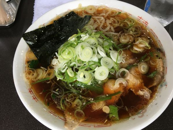 「青島ラーメン+ネギ」@青島食堂 曲新町店の写真