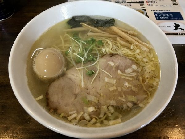 「しおらーめん(700¥)」@ラーメン厨房 大の写真