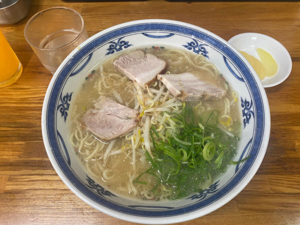 「ラーメン(中)」@マルチョンラーメン 志布志本店の写真