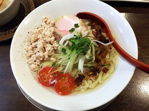 「冷やし鶏そば」@立ち呑み居酒屋 金町製麺の写真