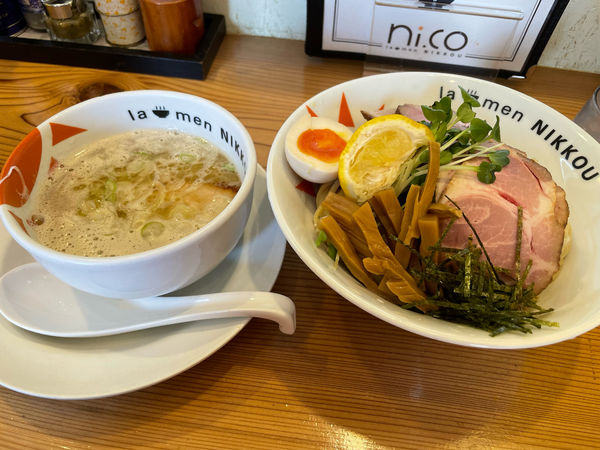 「つけ麺(柚子白湯) 大　トッピングスペシャル」@ラーメン にっこうの写真