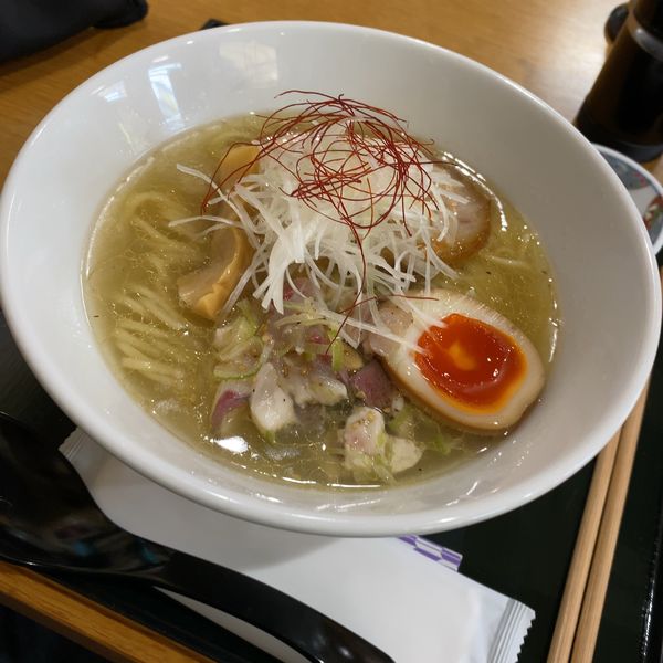 「旬魚ラーメン（カンパチ 塩）1000円」@伝九郎の写真