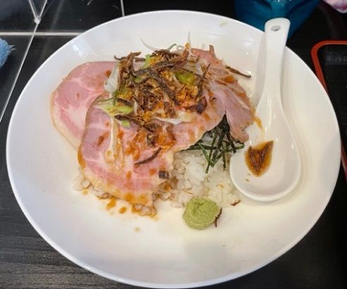 「肉飯set　250円。」@らぁ麺すみれ堂の写真