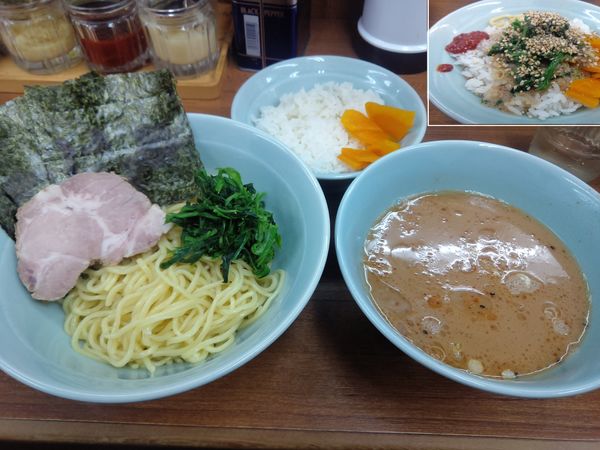 「つけ麺並　６５０円　硬め濃いめ多めライス」@横浜ラーメン 武蔵家 北千住店の写真