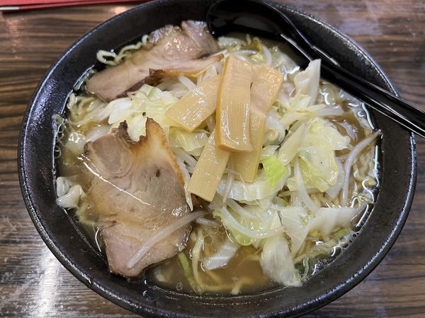 「Aラーメンセット「醤油ラーメン（大盛り）＋チャーハン（小）」」@中華食堂 駒沢大学店の写真