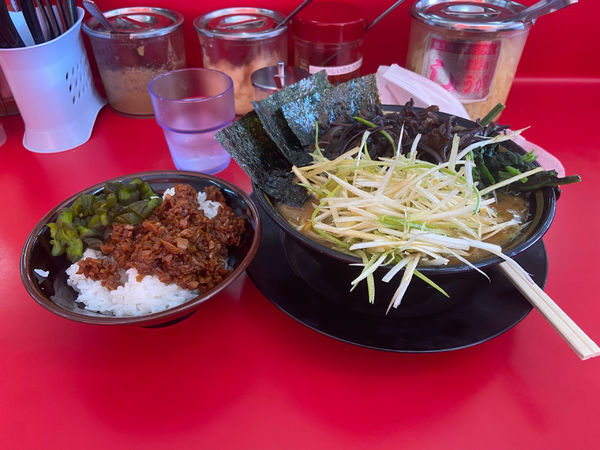 「和風ネギ＋キクラゲ＋小ライス」@家系ラーメン 王道 いしいの写真