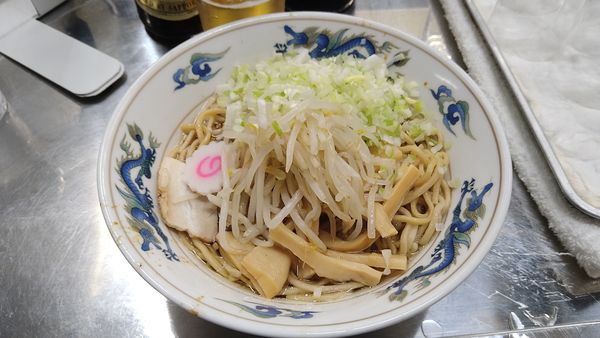 「油そば+赤星2本+竹の子皿¥1850-」@中華そば みたかの写真