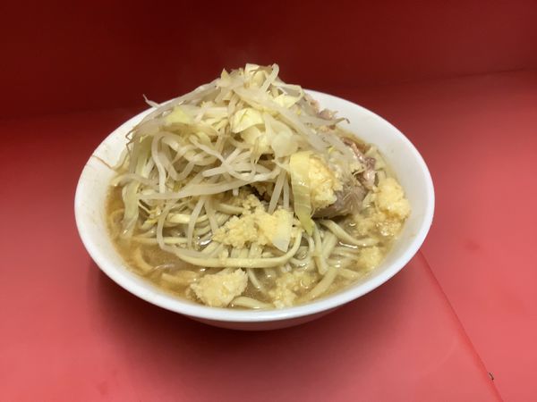 「小ラーメン、野菜少なめ、にんにく多め」@ラーメン二郎 ひばりヶ丘駅前店の写真