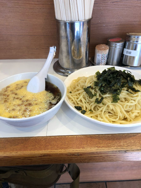 「納豆ざるらぁめん　大盛り　840円」@らぁめん ほりうち 新橋店の写真