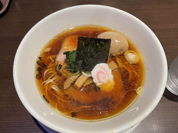 「まる重らーめん醤油+煮卵」@柳麺まる重の写真