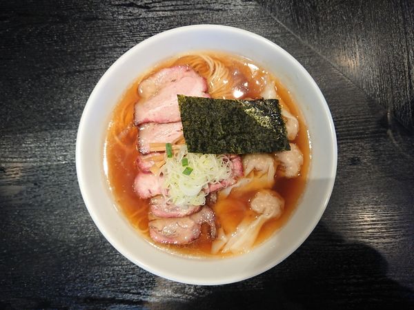 「チャーシューワンタンメン（醤油）」@支那ソバ 小むろの写真