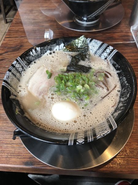 「味玉ラーメン」@博多一双 博多駅東本店の写真