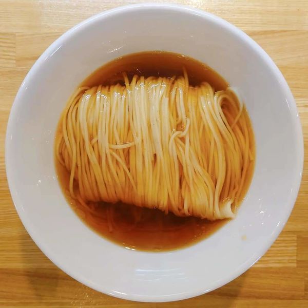 「(梅)かけそば醤油＋おまかせ三種盛り」@自家製麺 くろ松の写真