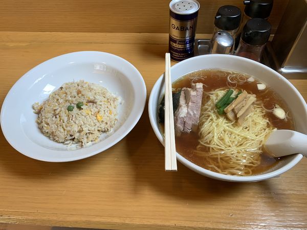 「ラーメン大盛+半チャーハン　750円」@東京ラーメン たいよう軒の写真