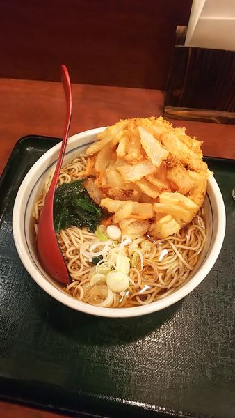 「天ぷらそば」@麺房 八角の写真