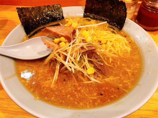 「味噌ネギラーメン（850円）」@ラーメンショップ椿 新治店の写真