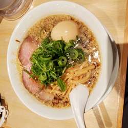 京都熟成醤油 味玉ラーメン