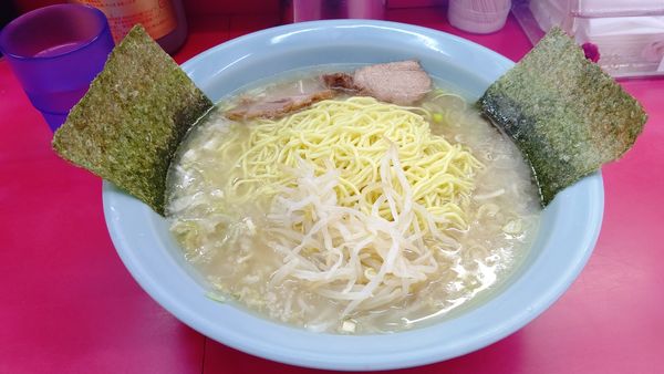 「ラーメン中」@ラーメンショップ 羽村店の写真