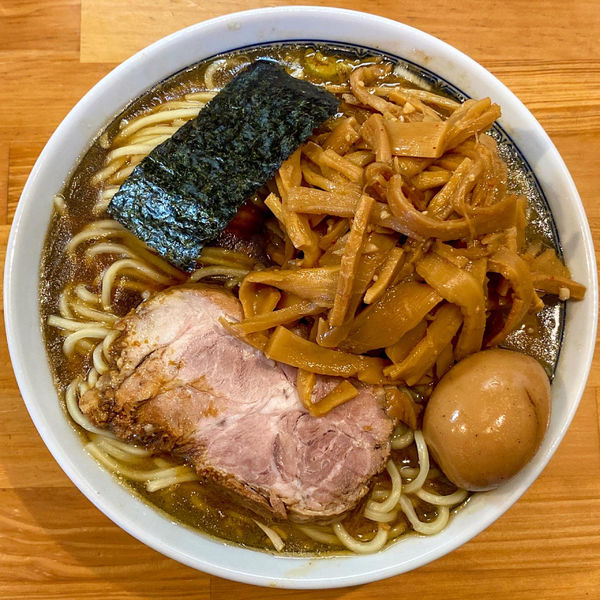「ラーメン（中）¥850 メンマ ¥300 味付玉子 ¥50」@自家製中華そば としおかの写真