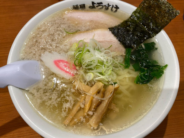 「塩ラーメン」@麺屋 ようすけ 東京ラーメンストリート店の写真