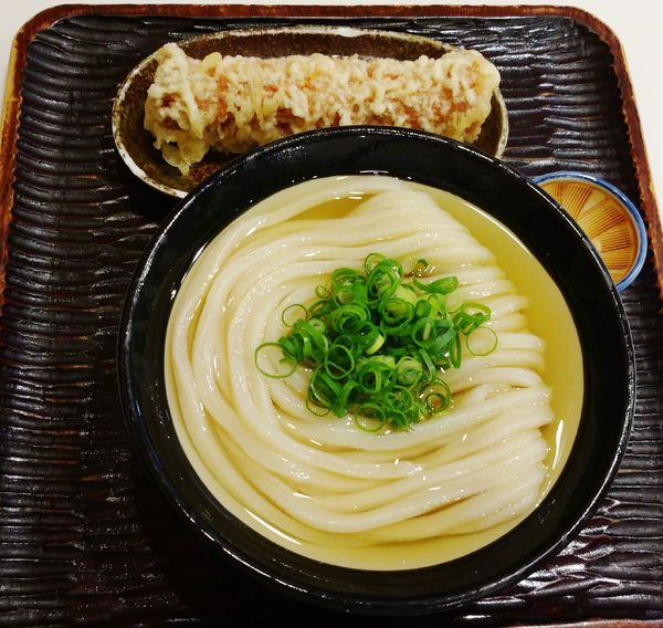 「冷やかけ（480円）＋ちくわ天（220円）」@丸香の写真