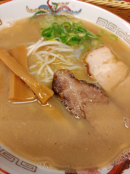 「中華そば(中)＆カツ丼(小)」@やまとの写真