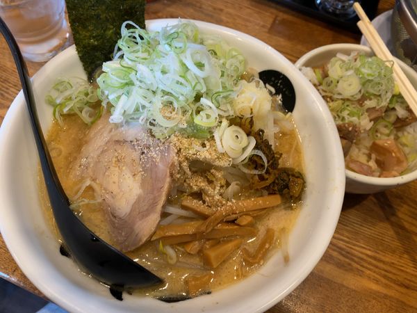 「【限定】味噌ラーメン500円+チャーシュー丼」@百歩ラーメン 川越店の写真