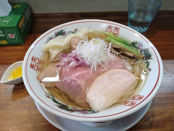 「特選アゴ節塩らーめん大盛」@塩らーめん 千茶屋の写真