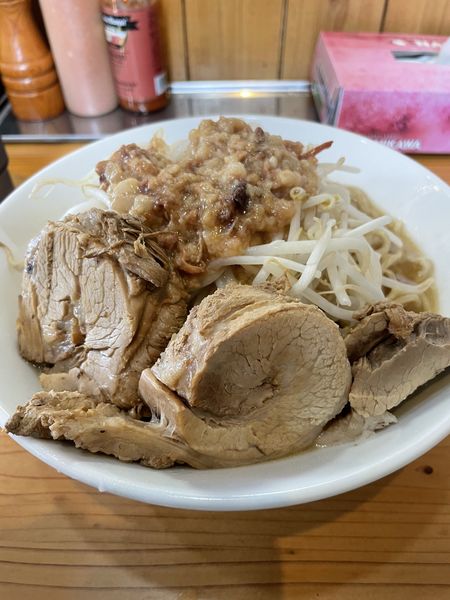 「ラーメン（中・アブラ）＋豚増し¥1,100」@立川マシマシ 東金市役所ご近所店の写真